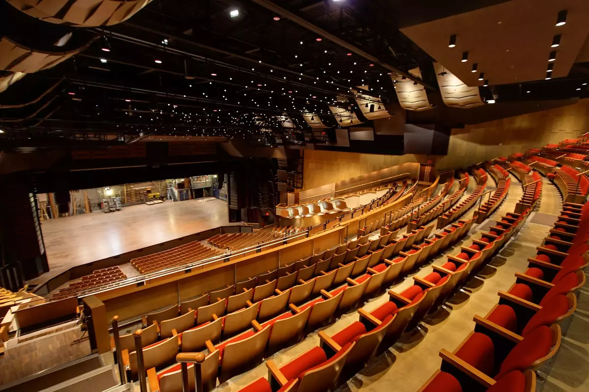 Queen Elizabeth Theatre interior