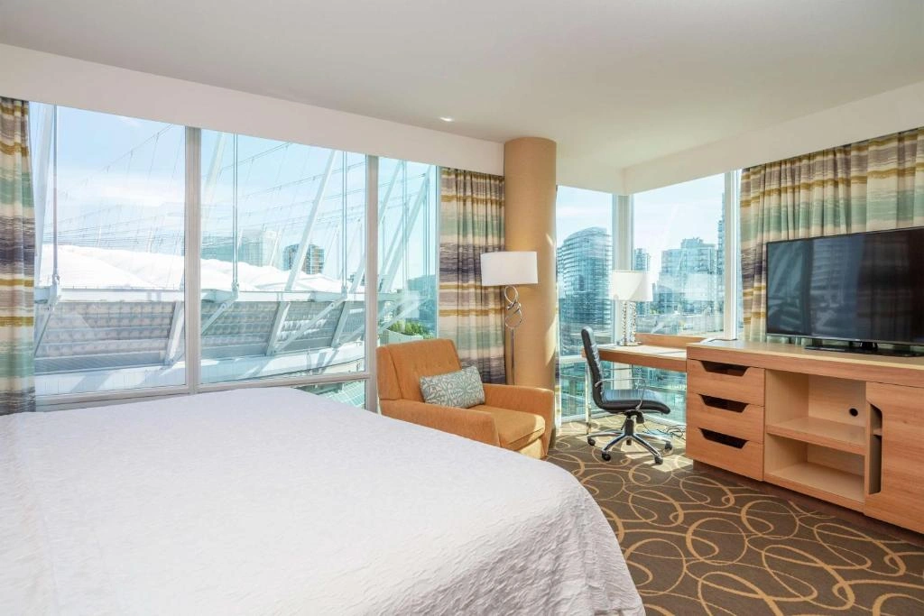 Hampton Inn & Suites by Hilton Vancouver-Downtown